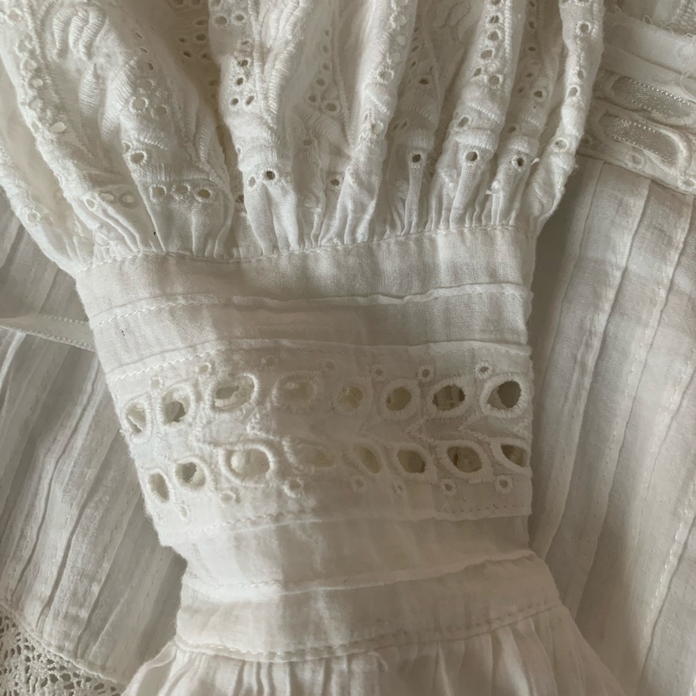 Dress - Picture 6 of 8
